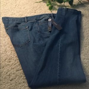 NWT New Direction Weekend Blue Jeans Size …
